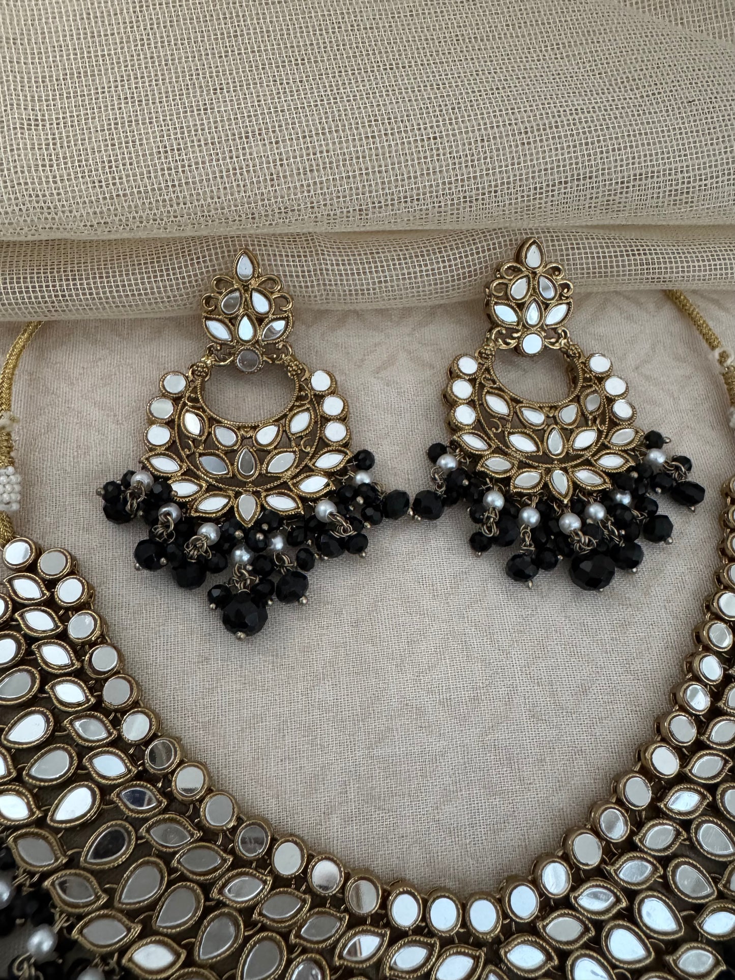 KIANA MIRROR NECKLACE SET