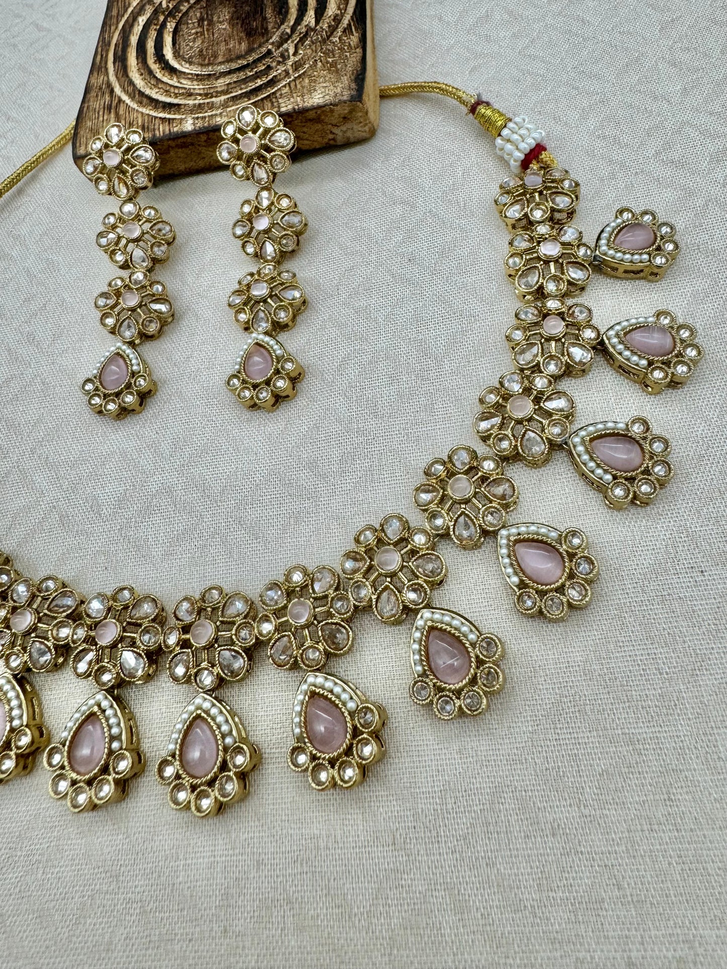 RIMAYA PINK NECKLACE SET
