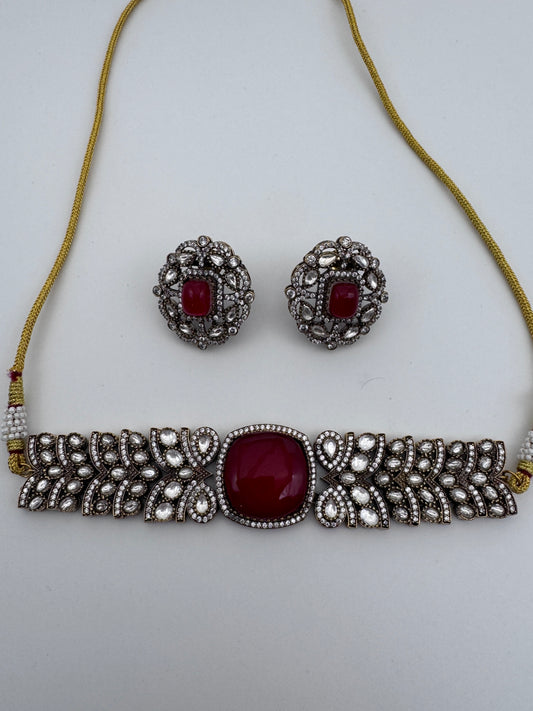 Ira Red Victorian Choker Set