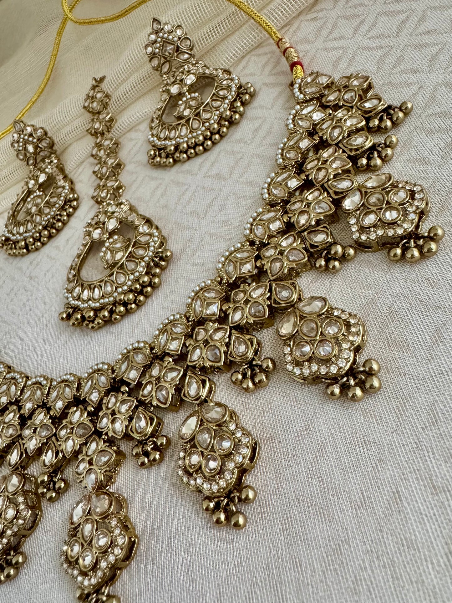 VEDA BRONZE GOLD NECKLACE SET