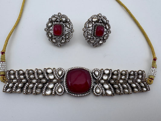 Ira Red Victorian Choker Set