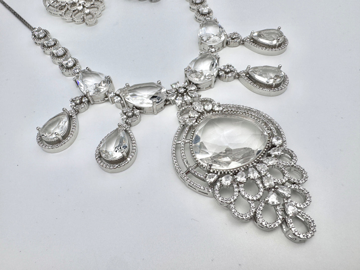SARA CZ POLKI NECKLACE SET