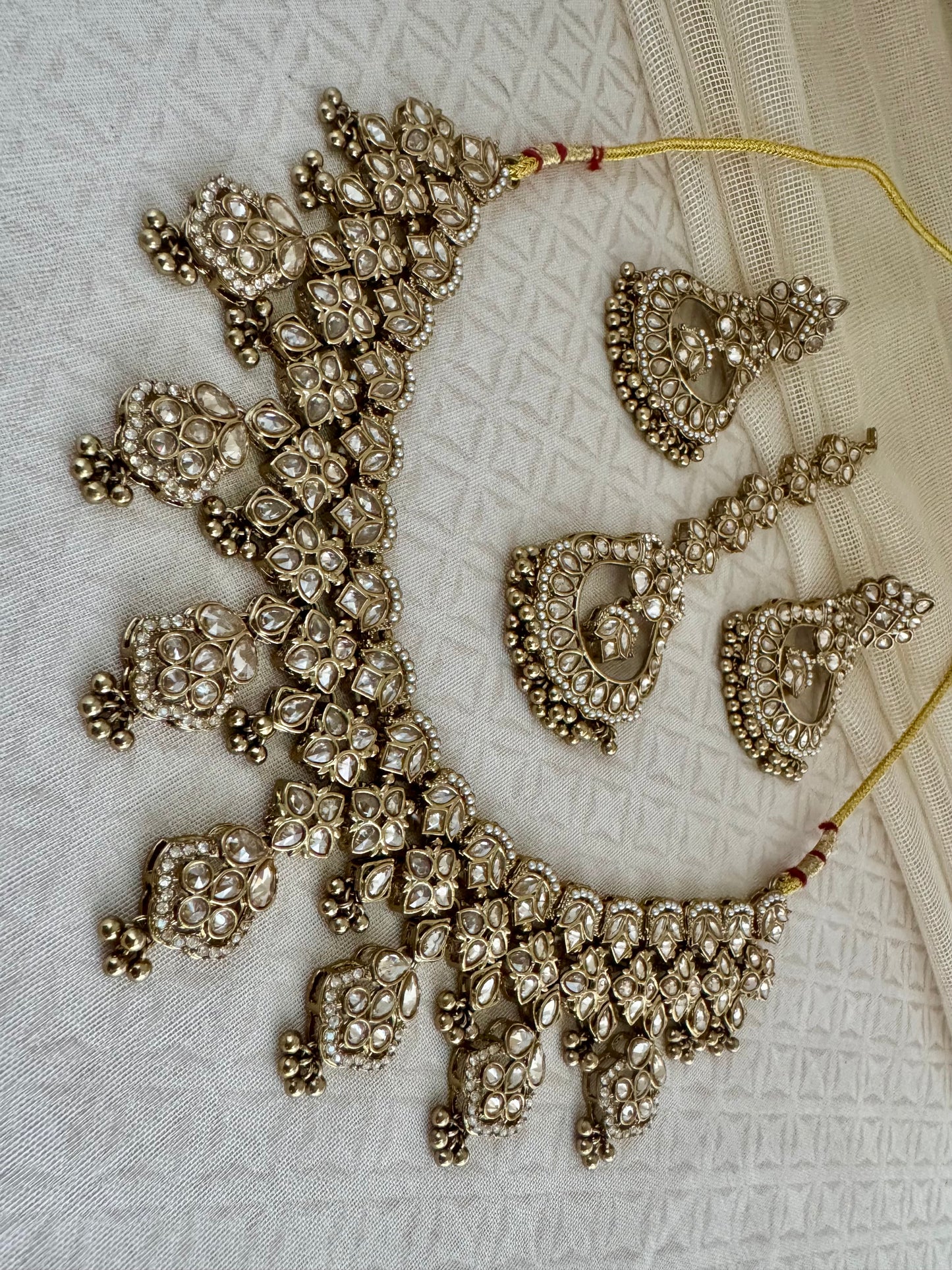 VEDA BRONZE GOLD NECKLACE SET