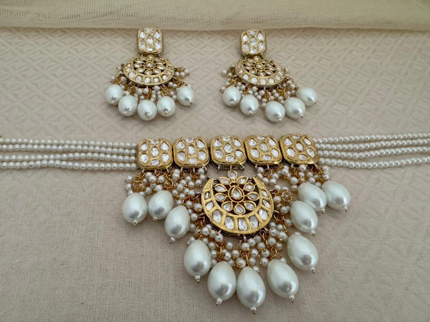 ANJALI KUNDAN CHOKER SET