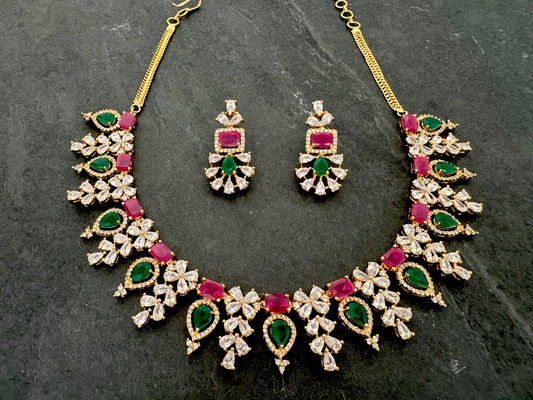 JAYA RUBY EMERALD NECKLACE SET
