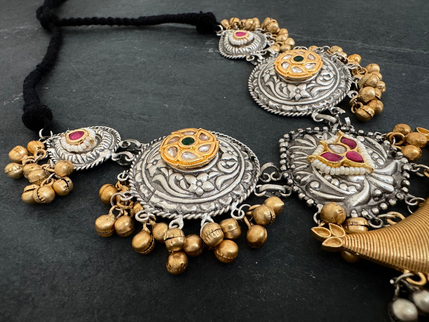 RUHI TWO-TONE NECKLACE