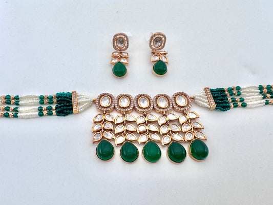Amrita Kundan Emerald Choker Necklace Set