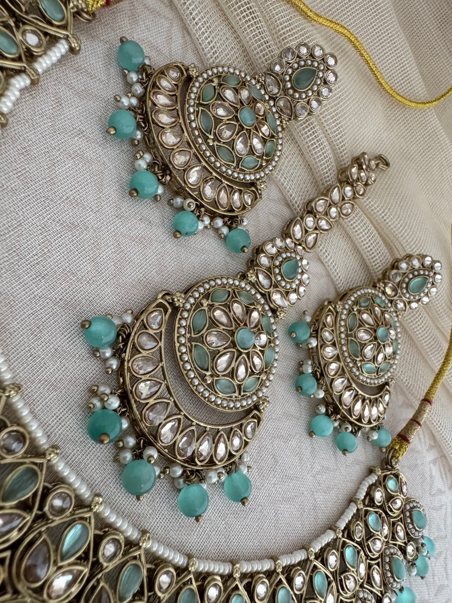 RIDHI PASTEL GREEN NECKLACE SET