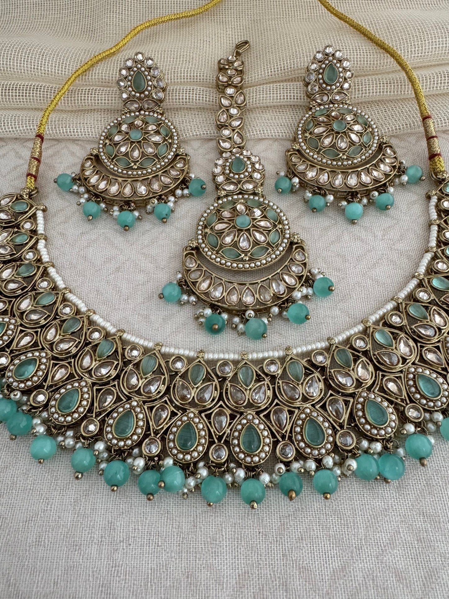 RIDHI PASTEL GREEN NECKLACE SET