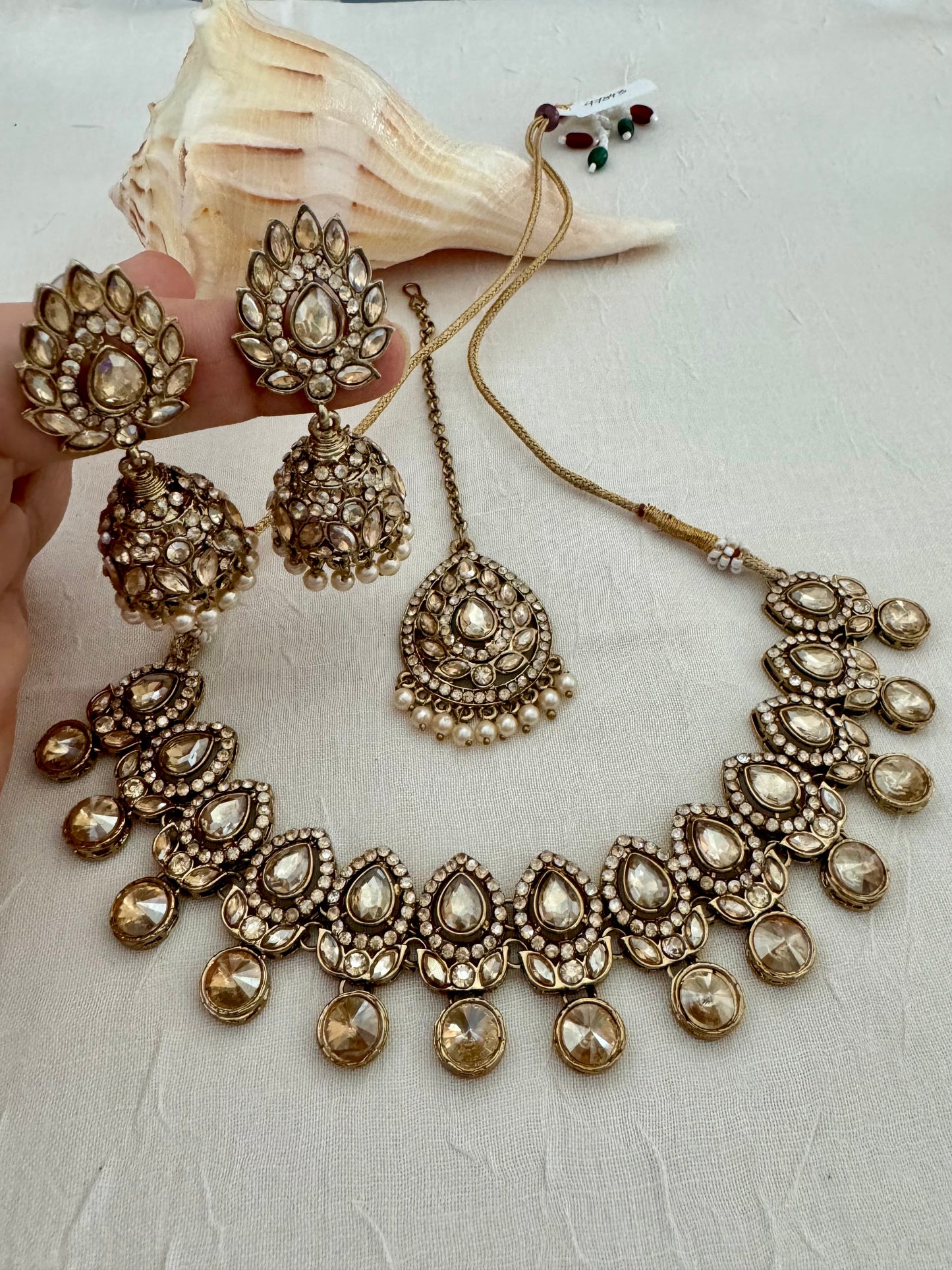 SOHA ANTIQUE GOLD BRONZE NECKLACE SET