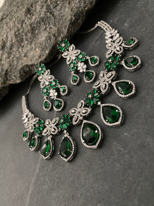 ANNA EMERALD GREEN CZ NECKLACE SET