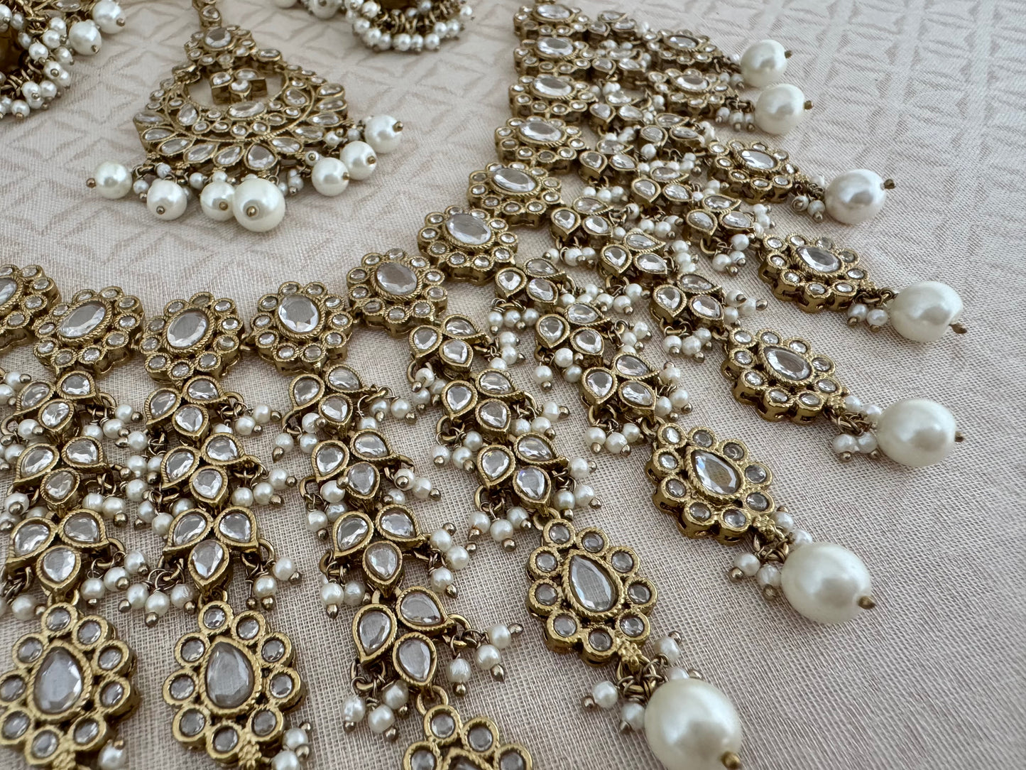 SABA POLKI FRINGE NECKLACE SET