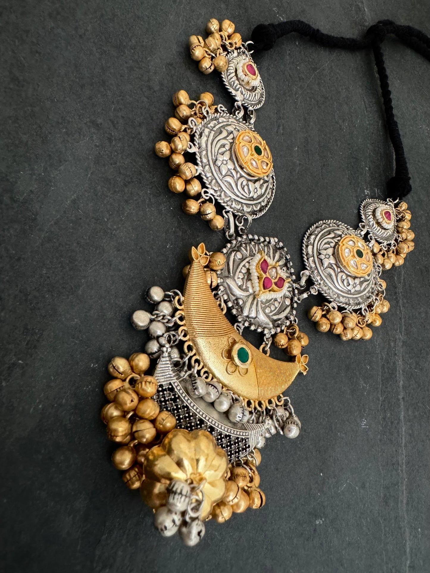 RUHI TWO-TONE NECKLACE