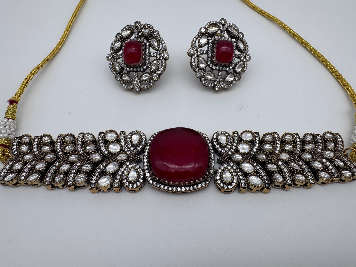 Ira Red Victorian Choker Set
