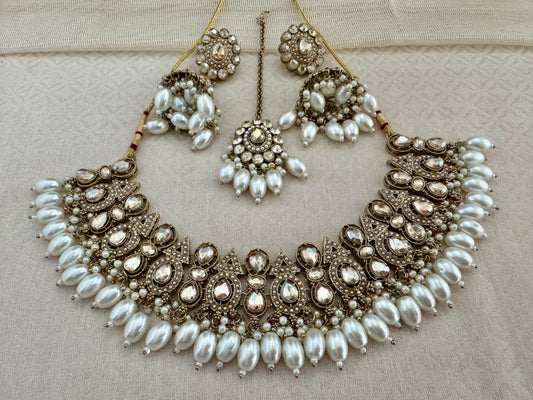 GINA GEOMETRIC NECKLACE SET