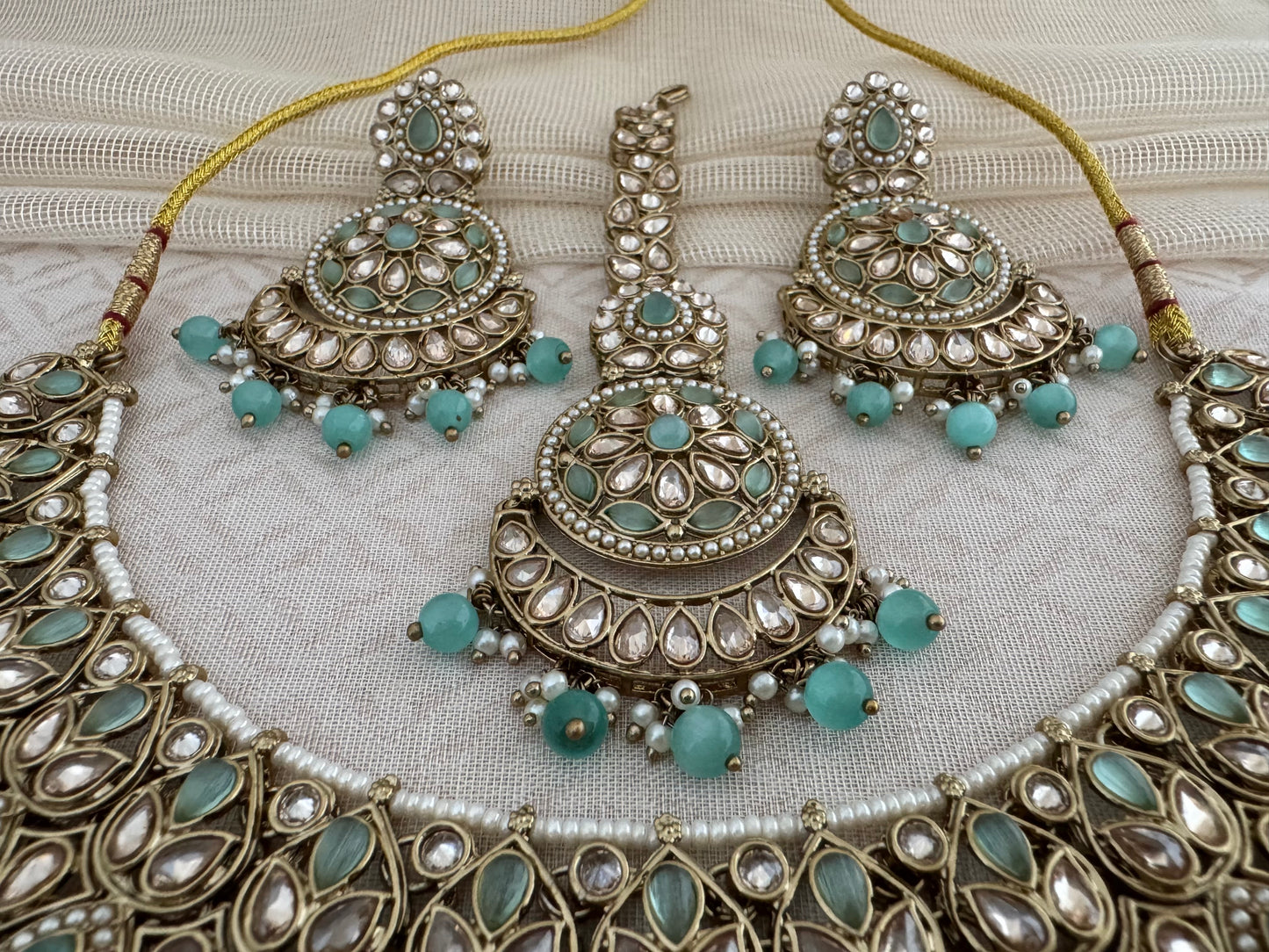RIDHI PASTEL GREEN NECKLACE SET