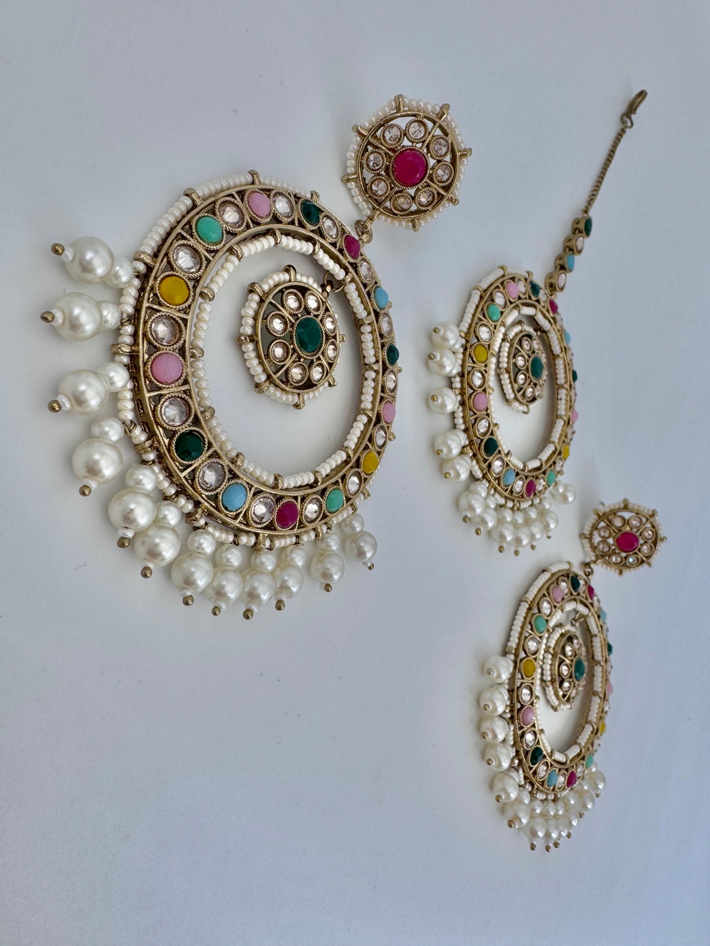 Amber Geometric Earrings Mangtika Set