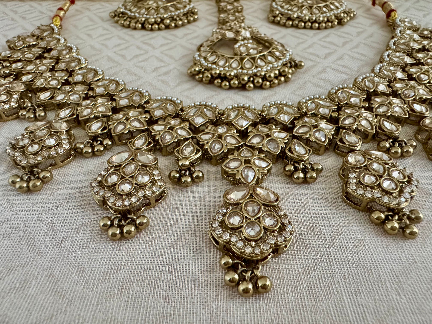 VEDA BRONZE GOLD NECKLACE SET
