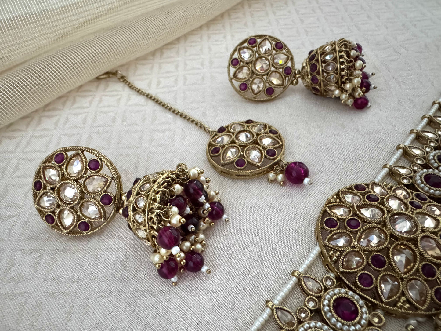 INAYA PURPLE CHOKER SET