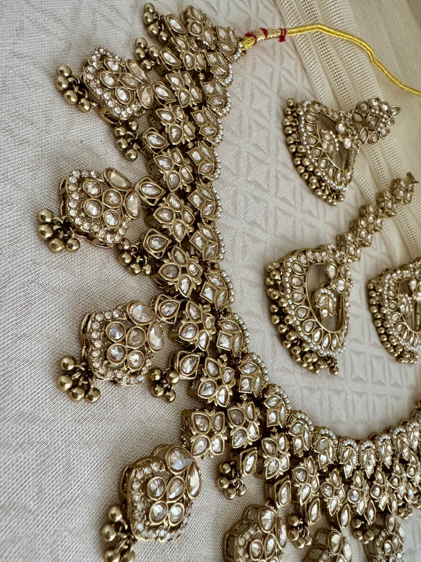 VEDA BRONZE GOLD NECKLACE SET