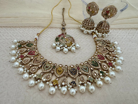 ANVI MULTICOLOR NECKLACE SET