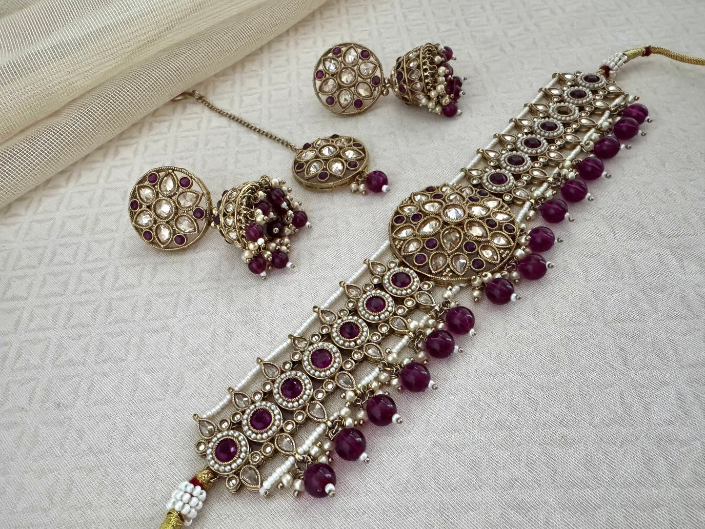 INAYA PURPLE CHOKER SET