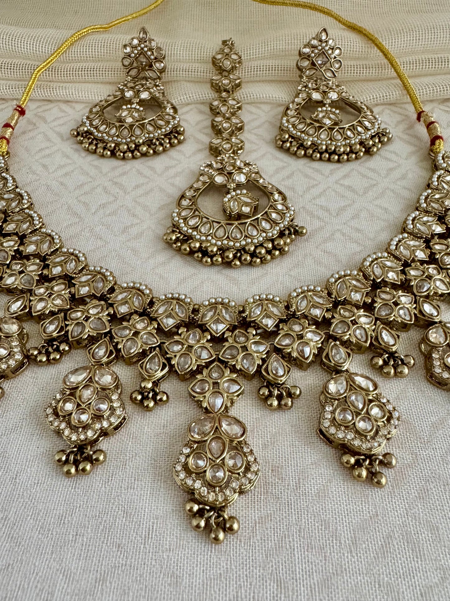 VEDA BRONZE GOLD NECKLACE SET