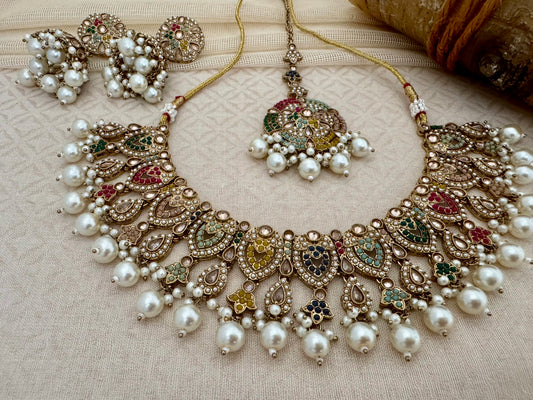 ANVI NAVRATAN NECKLACE SET