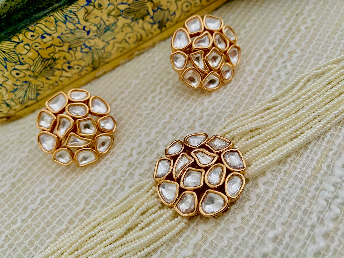 AAMEYA POLKI PEARL CHOKER SET