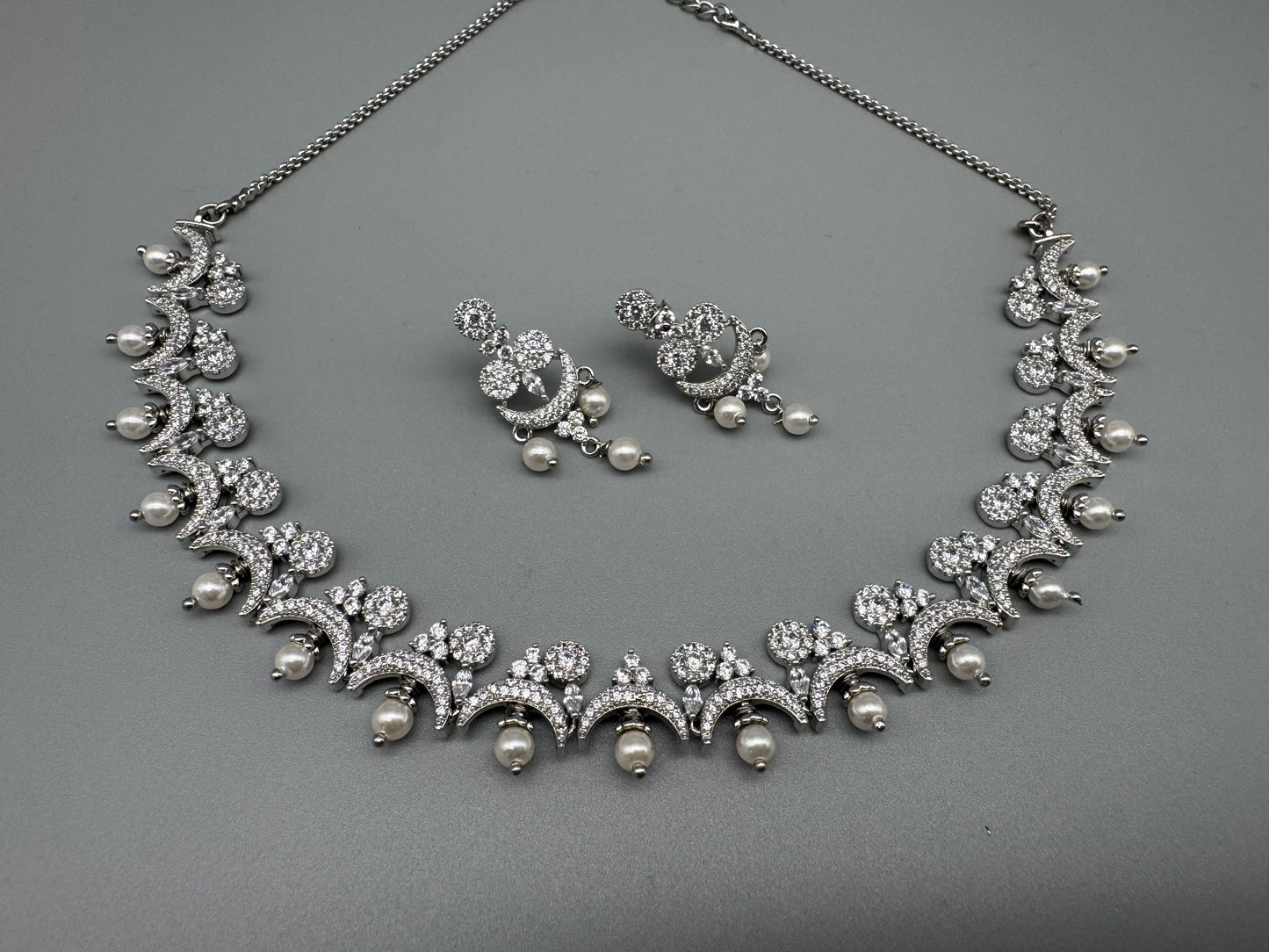 DIVA CZ SILVER NECKLACE SET