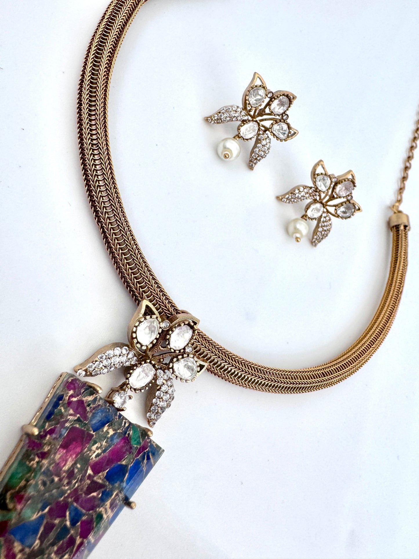 Aria Agate Hasli Necklace Set