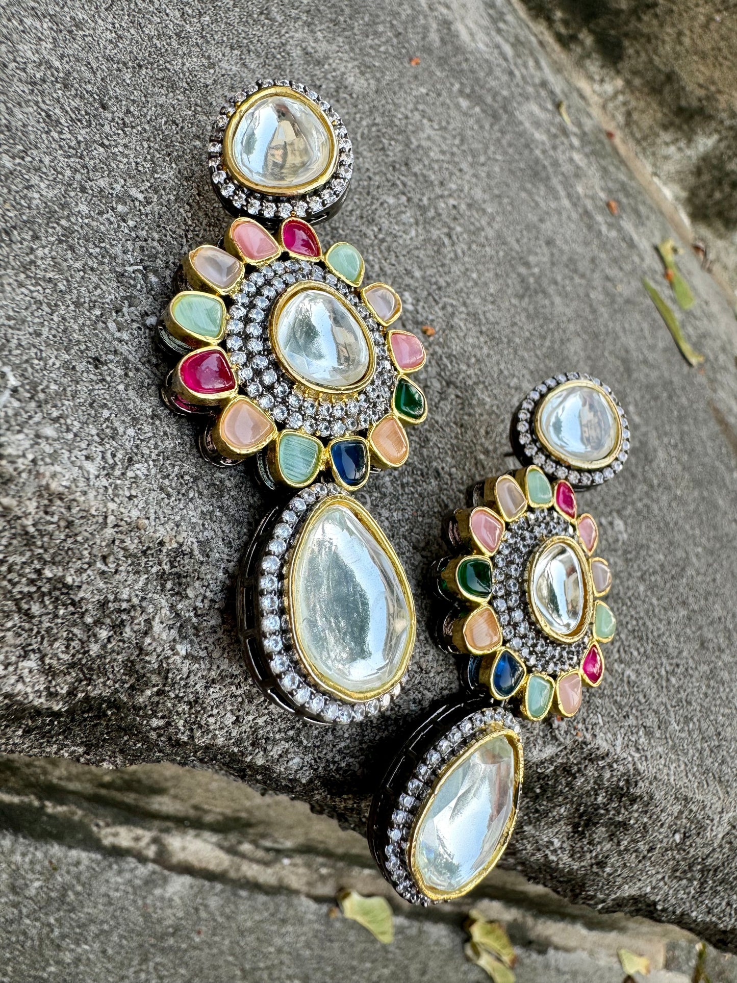 RESHMA POLKI NAVRATAN VICTORIAN NECKLACE SET