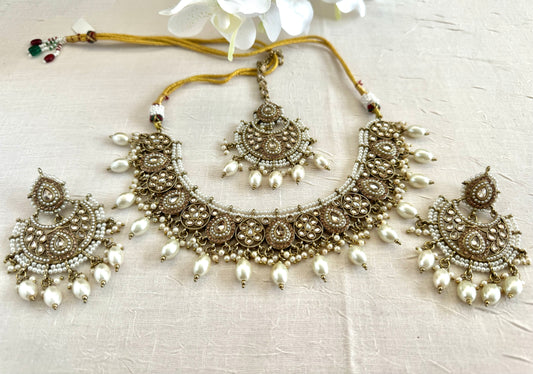 Shawna Pearl necklace set