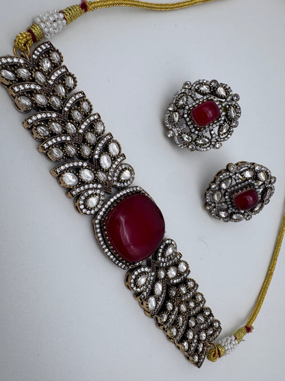 Ira Red Victorian Choker Set