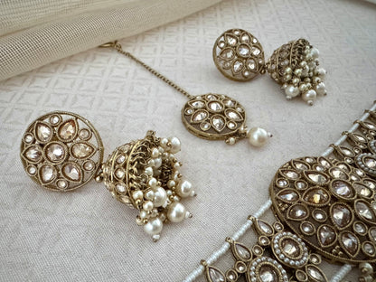 INAYA IVORY PEARL CHOKER SET