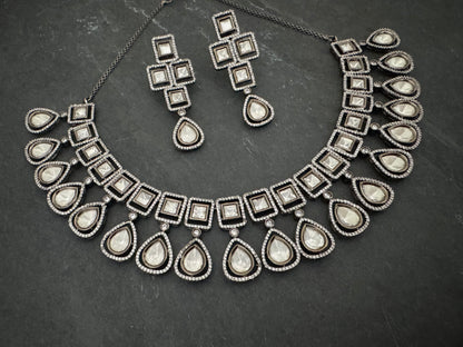 MISHA POLKI CZ VICTORIAN NECKLACE SET