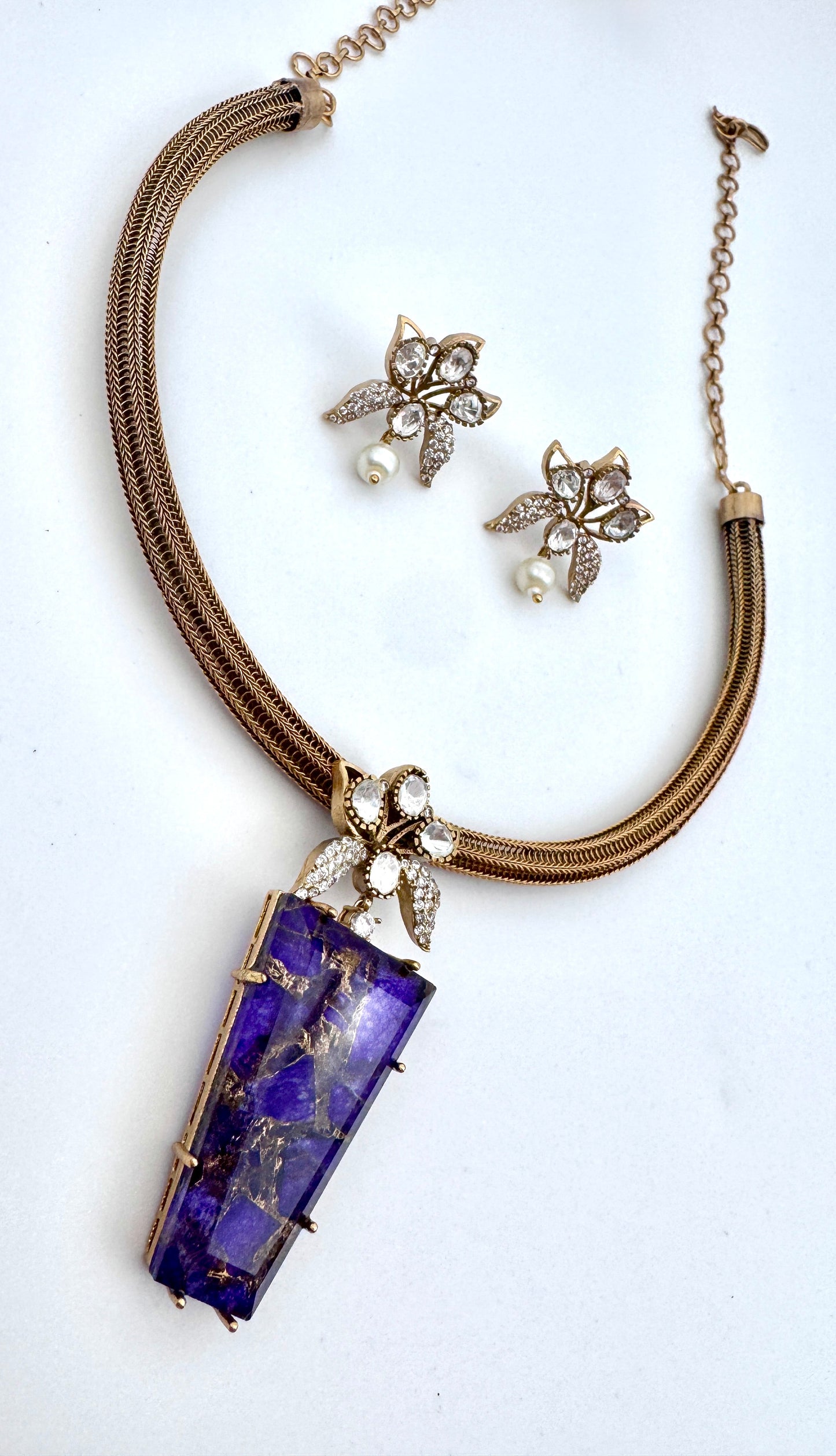 Aria Agate Hasli Necklace Set