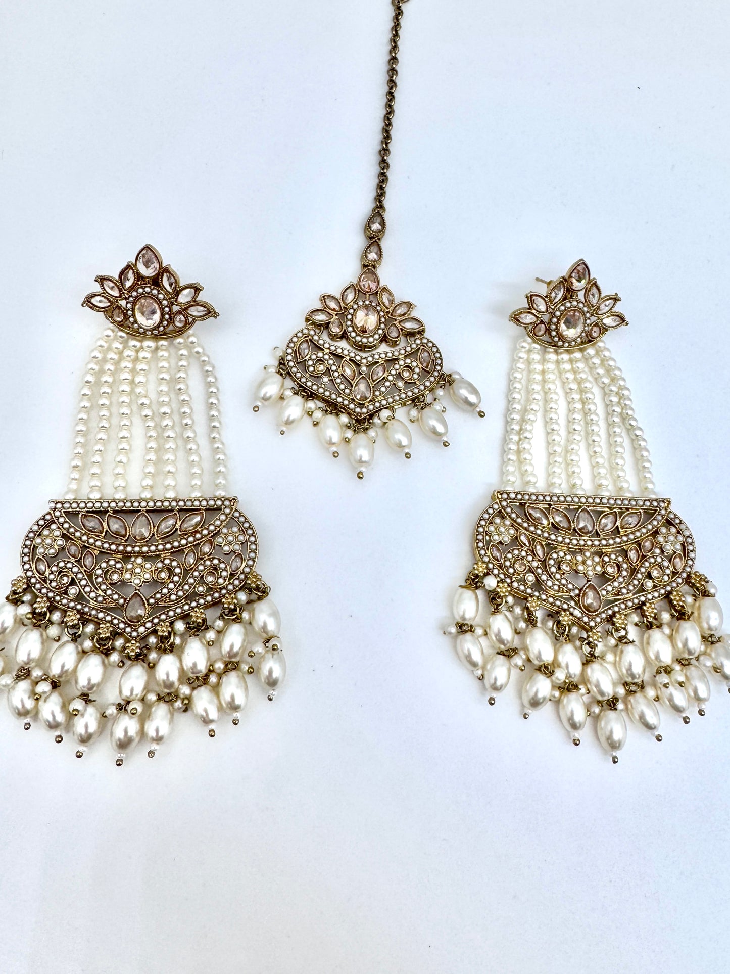 Gazal Pearl Earrings Mangtika Set