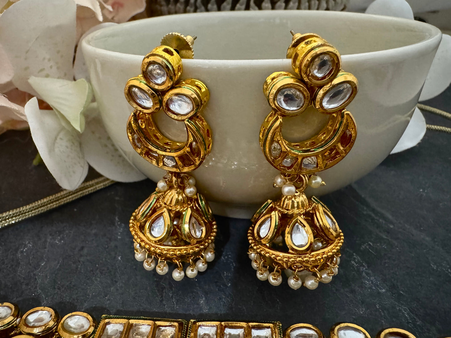 DEVI GOLD KUNDAN CHOKER SET