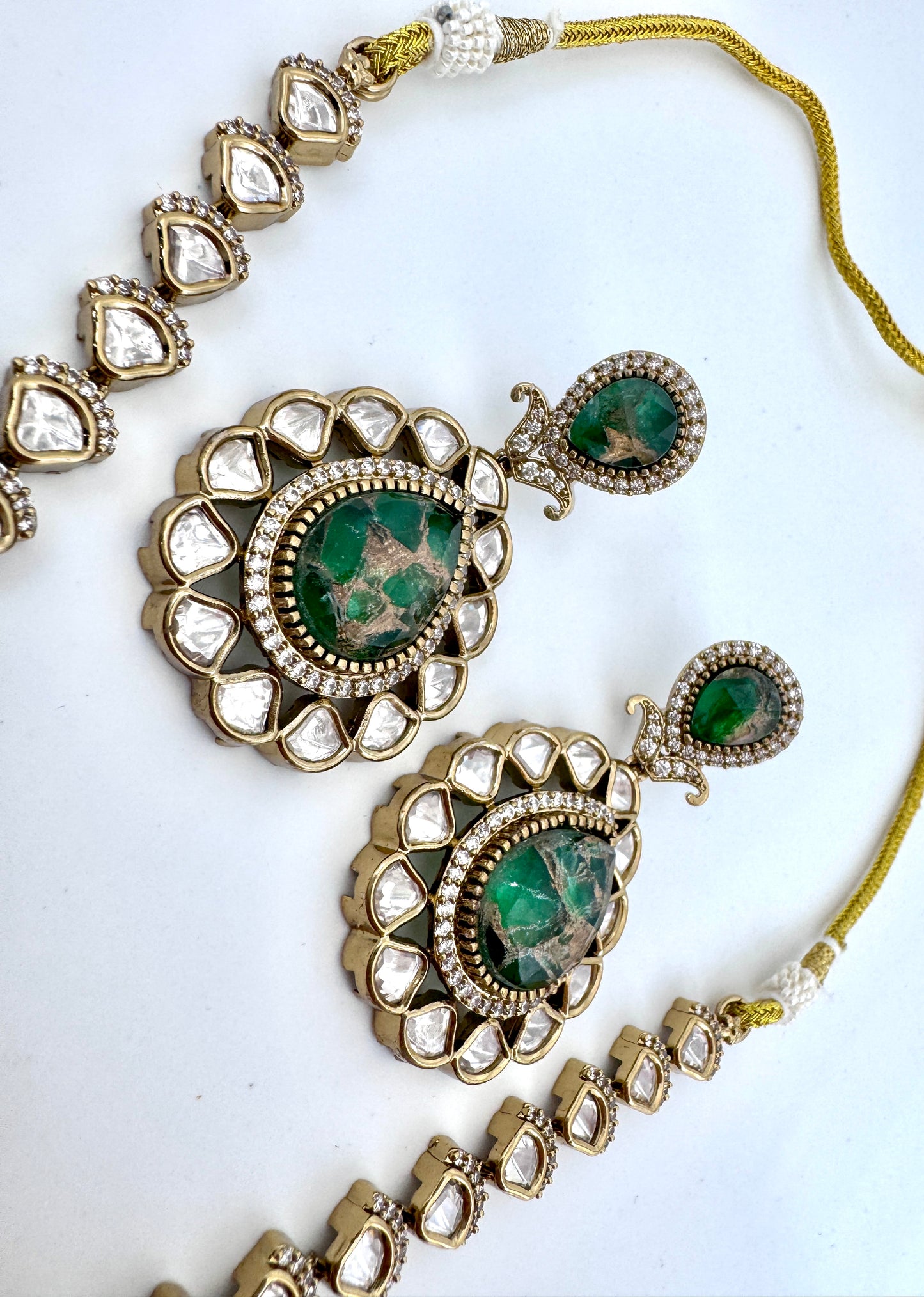 Devika Green Agate Pendant Necklace Set