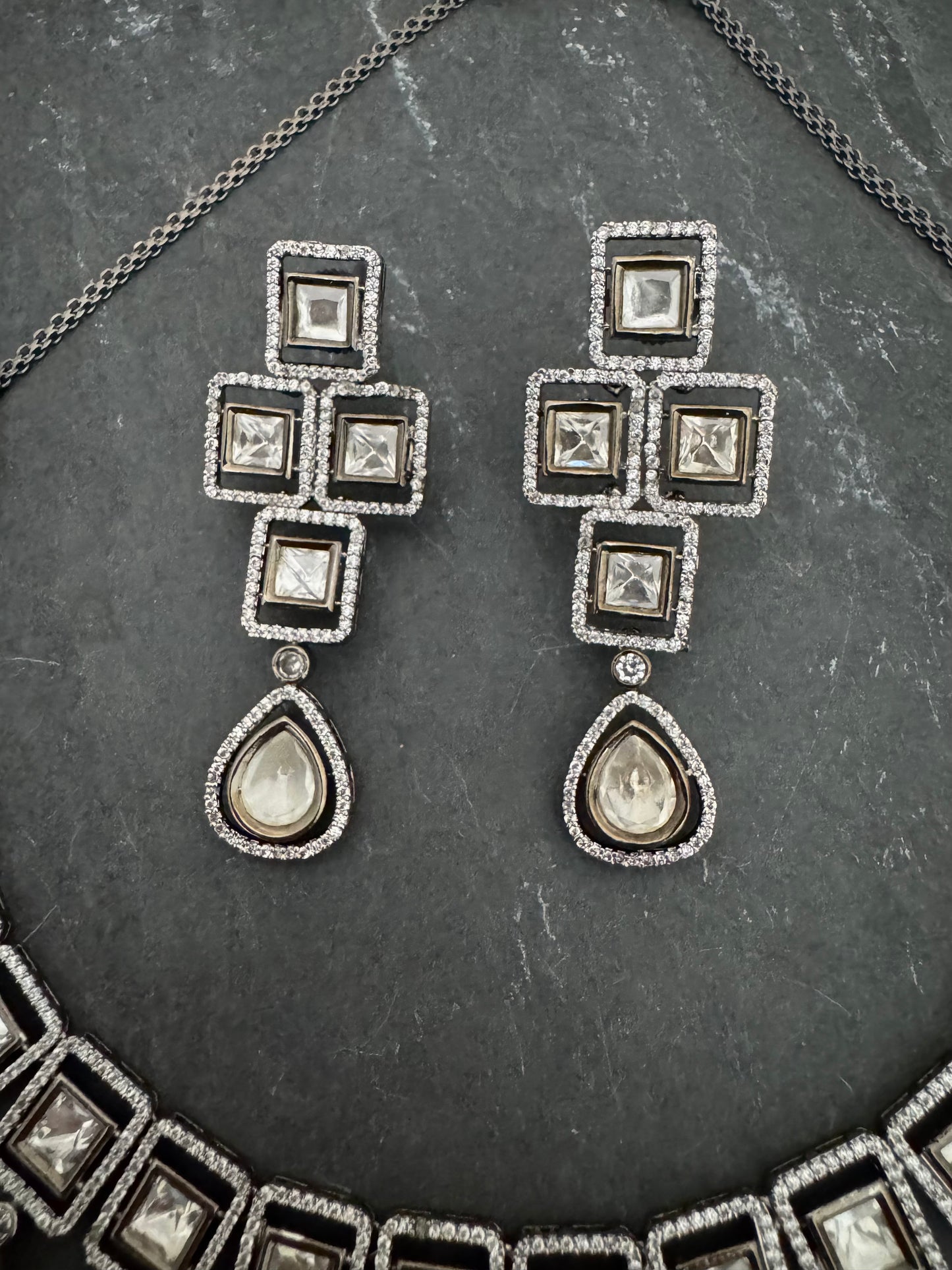 MISHA POLKI CZ VICTORIAN NECKLACE SET