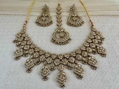 VEDA BRONZE GOLD NECKLACE SET