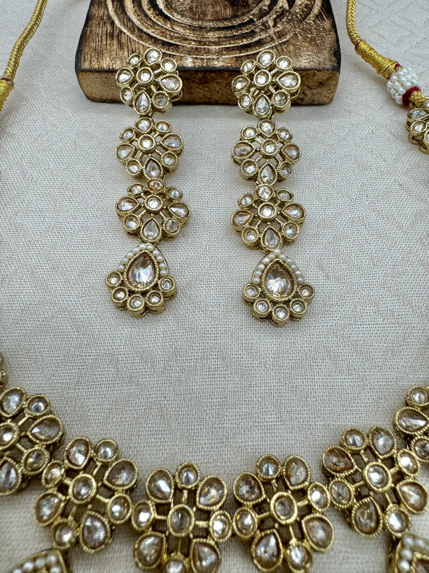 RIMAYA ANTIQUE GOLD NECKLACE SET