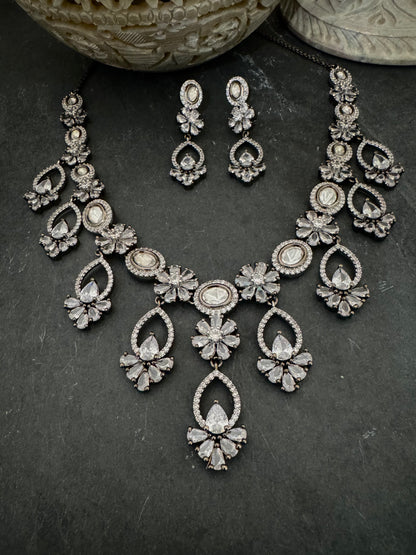 VERA VICTORIAN CZ NECKLACE SET