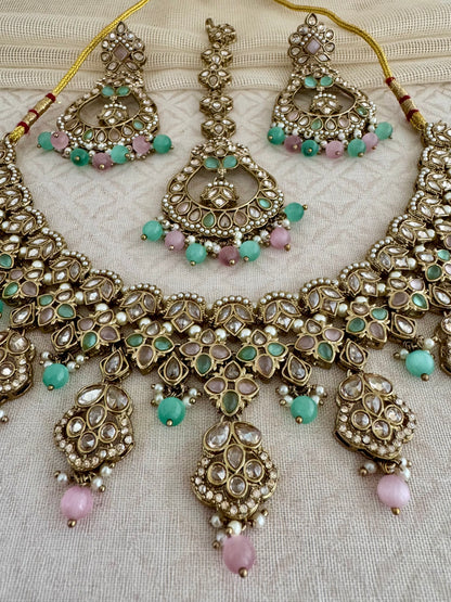 VEDA PASTEL PINK - GREEN NECKLACE SET
