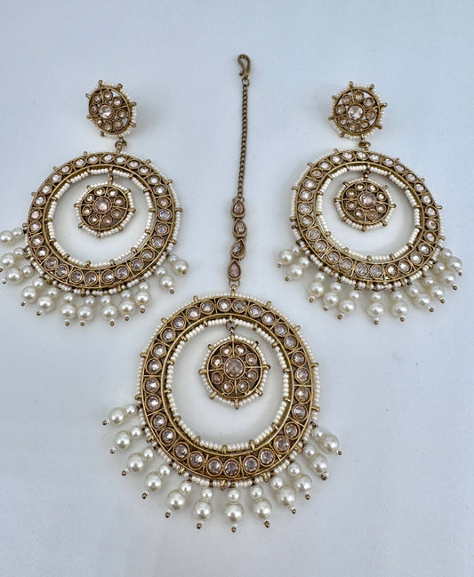 Amber Geometric Earrings Mangtika Set