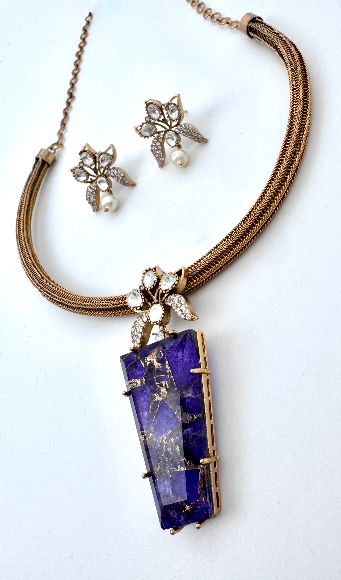 Aria Agate Hasli Necklace Set