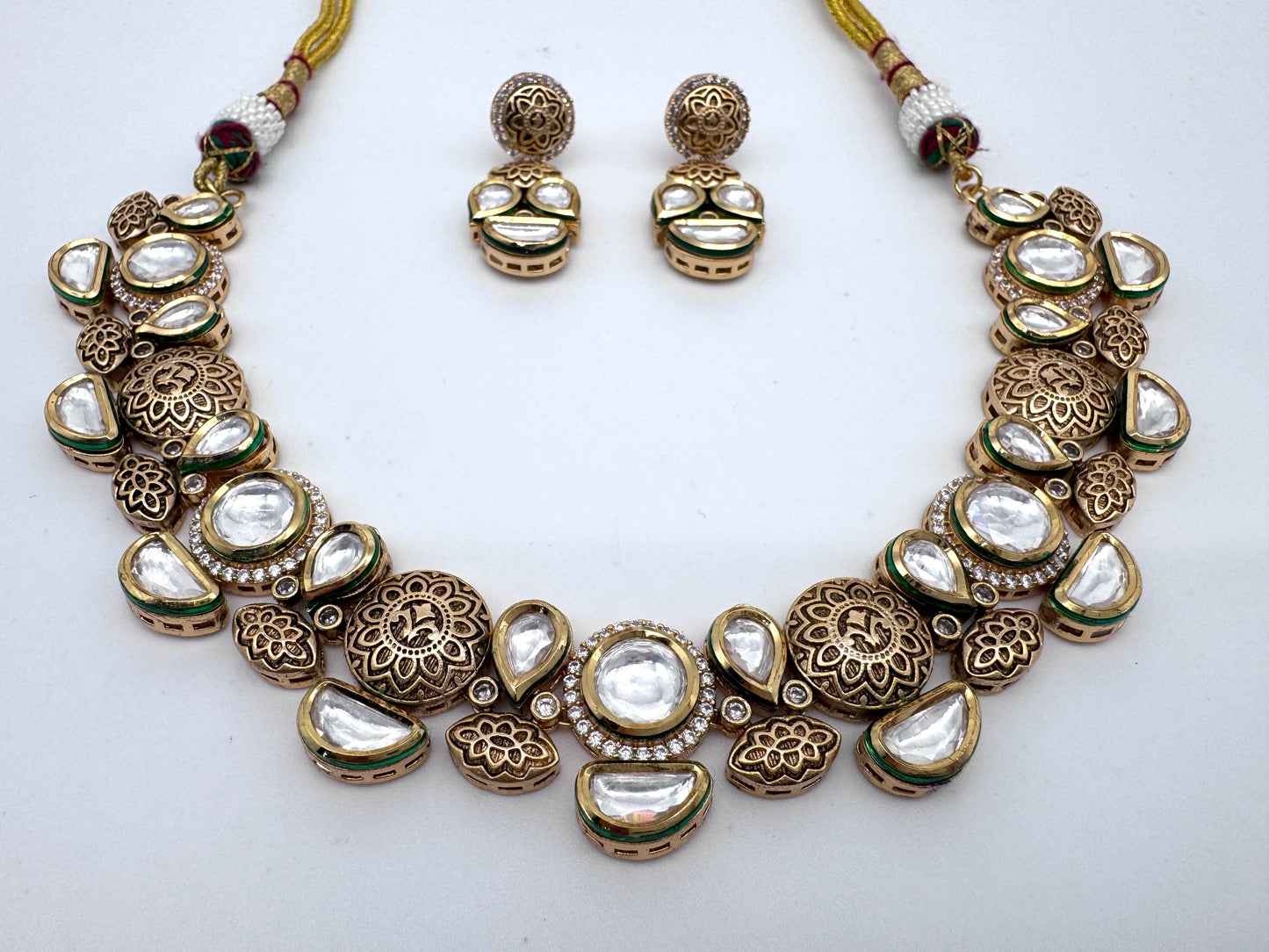 Pranali Bronze Kundan Necklace Set