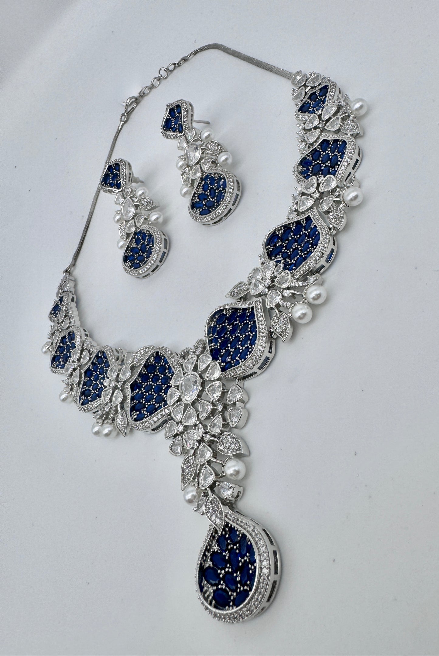 ARIELLE SAPPHIRE SILVER NECKLACE SET