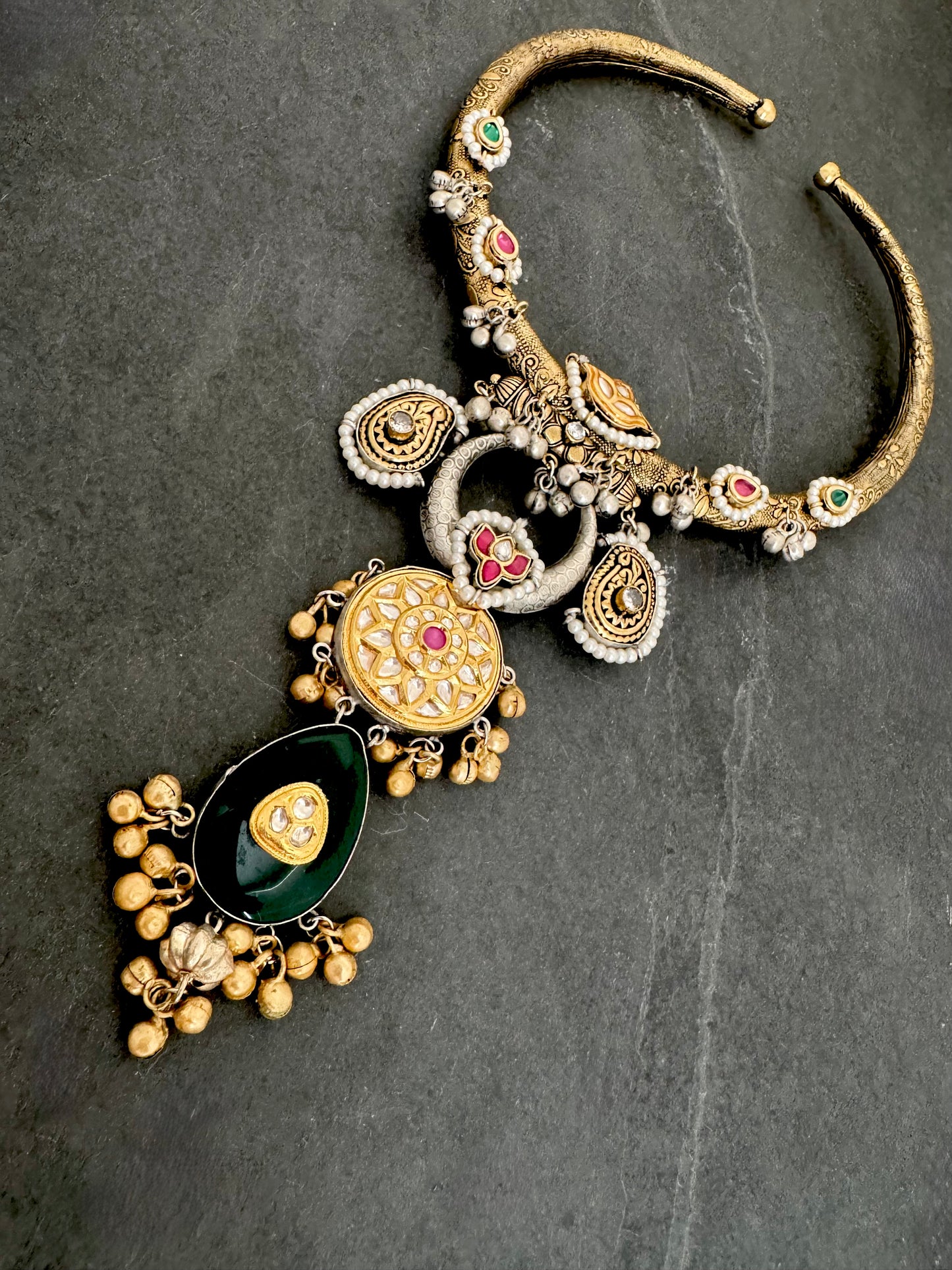 ANYA TWO-TONE HASLI PENDANT NECKLACE
